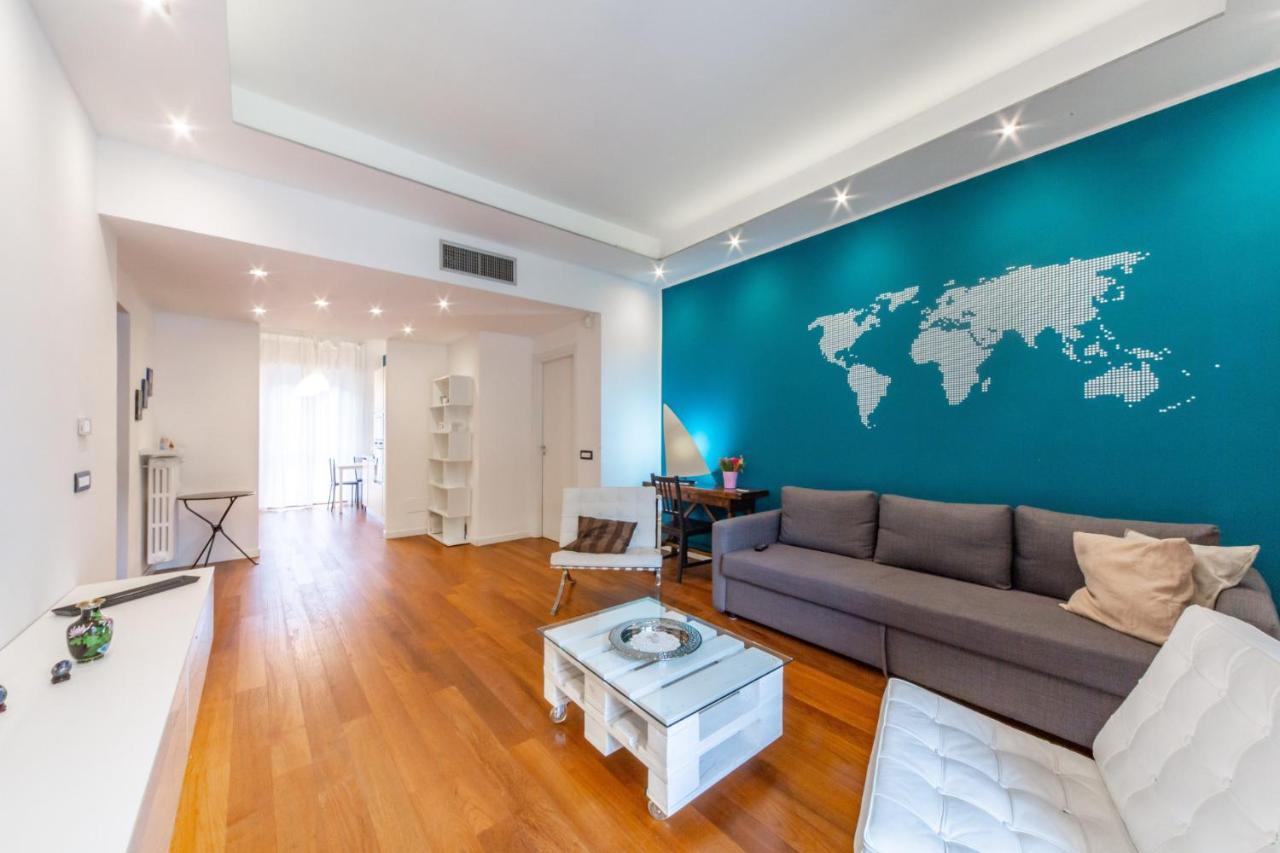 Easylife - Lussuoso Trilocale Con Balcone E Vasca Idromassaggio In Zona Barona Appartement *