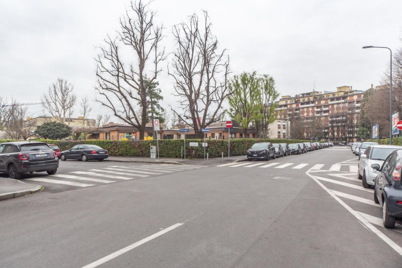 Appartement Easylife - Lussuoso Trilocale Con Balcone E Vasca Idromassaggio In Zona Barona